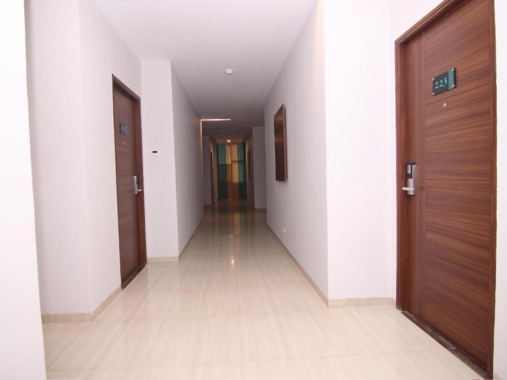 Grand Amira Hotel Solo, Azana Hotels Collection Zewnętrze zdjęcie