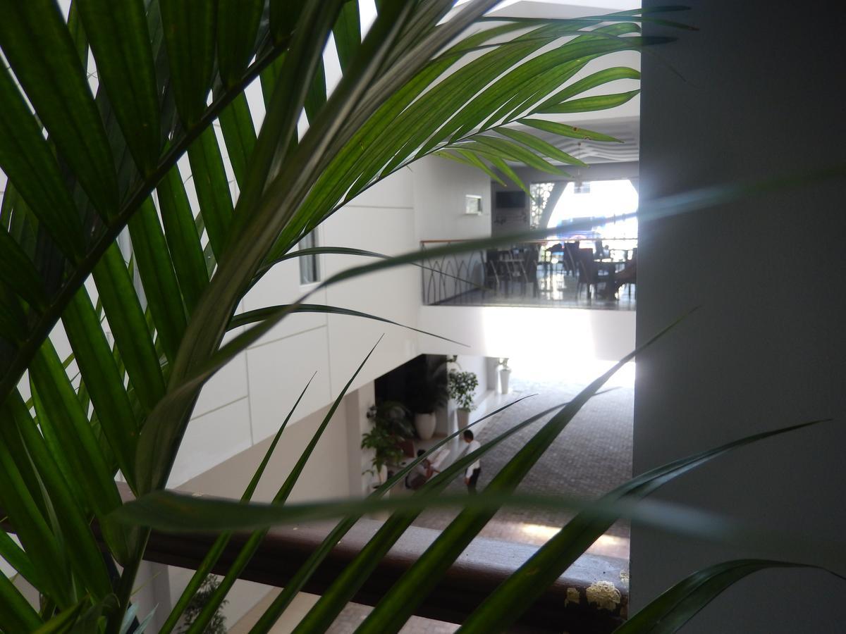 Grand Amira Hotel Solo, Azana Hotels Collection Zewnętrze zdjęcie
