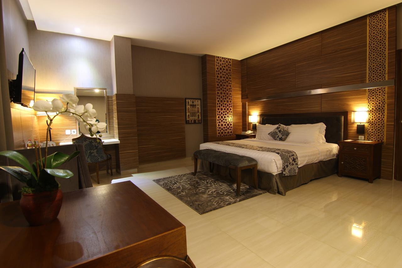 Grand Amira Hotel Solo, Azana Hotels Collection Zewnętrze zdjęcie