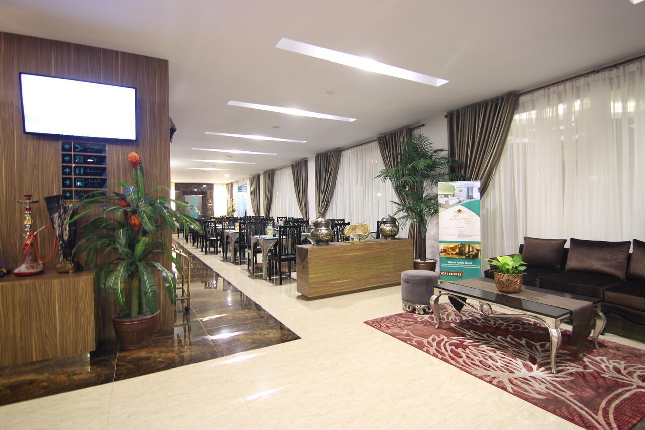 Grand Amira Hotel Solo, Azana Hotels Collection Zewnętrze zdjęcie