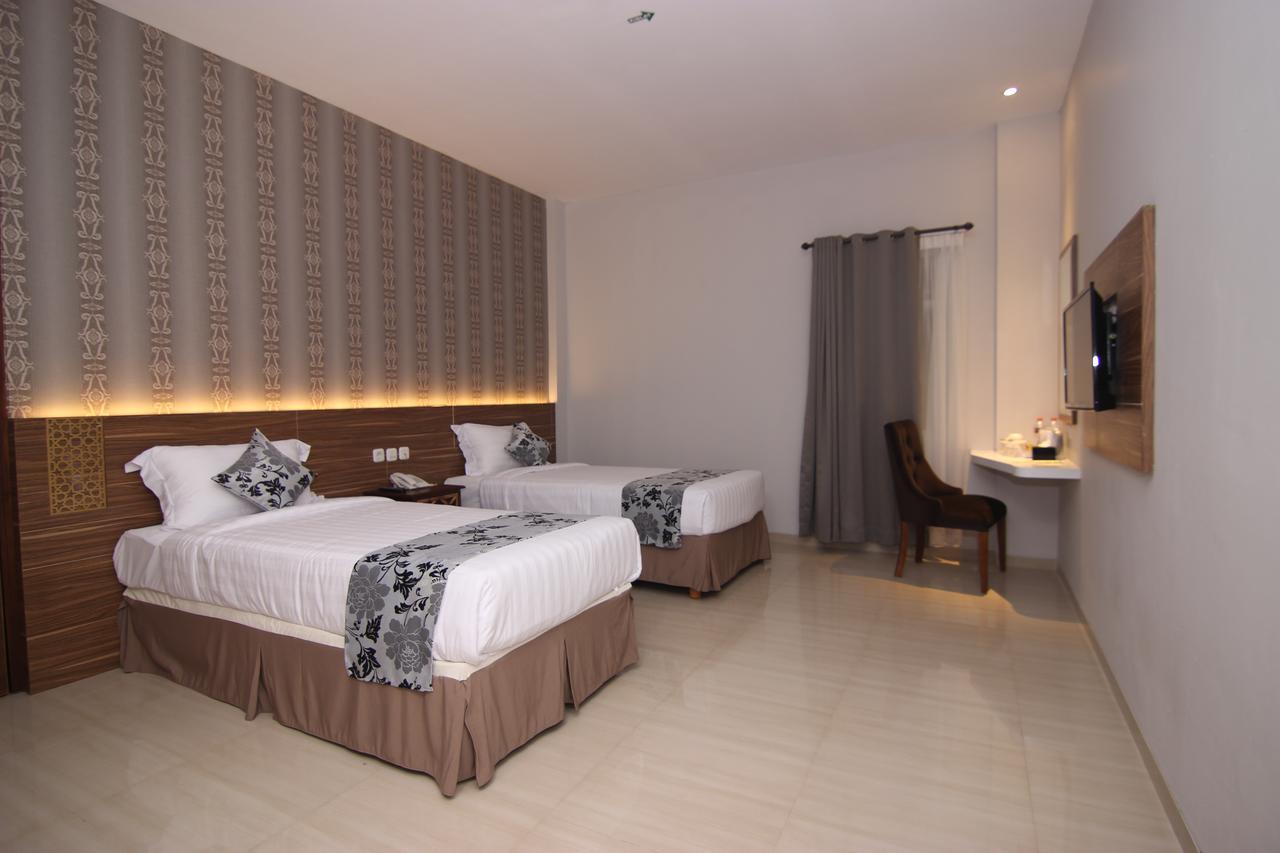 Grand Amira Hotel Solo, Azana Hotels Collection Zewnętrze zdjęcie